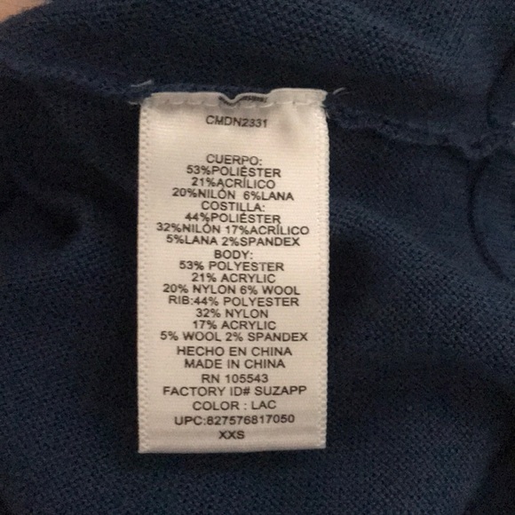 Catherine Malandrino heart locket sweater - Picture 10 of 10